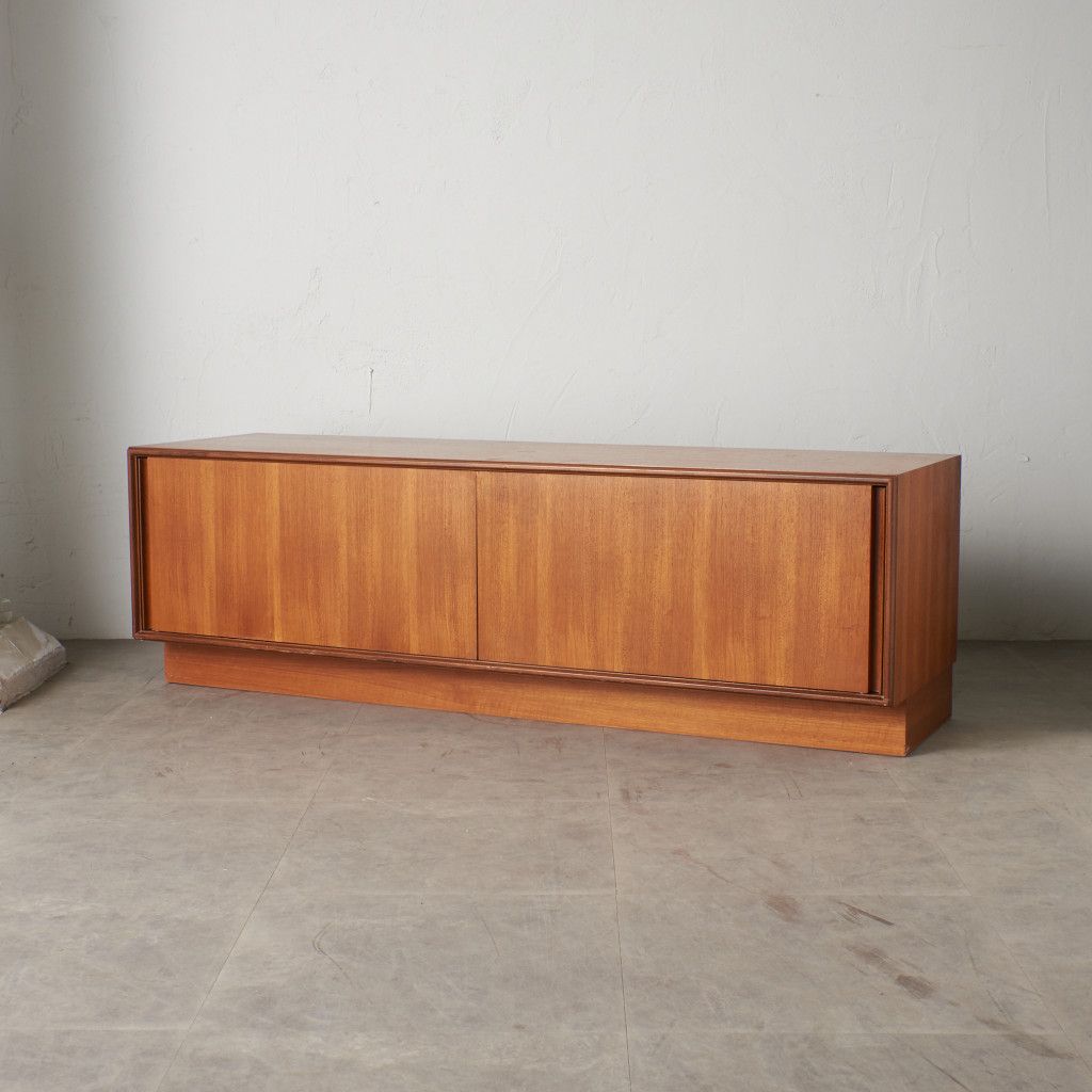 Form FIVE サイドボード