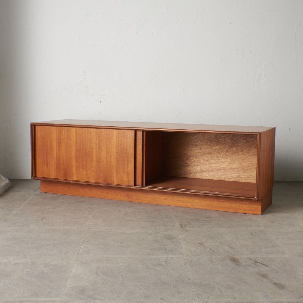 Form FIVE サイドボード