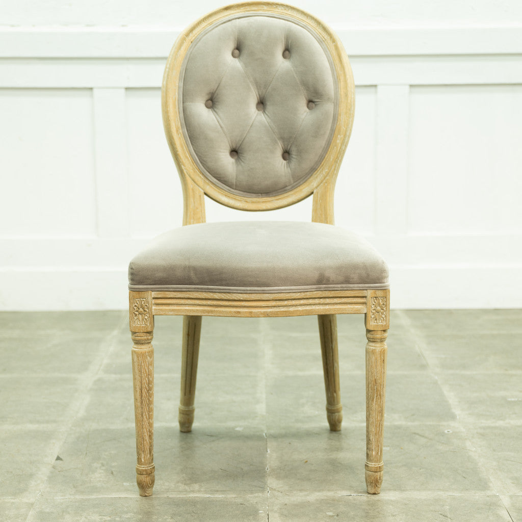 バルーンバックチェア