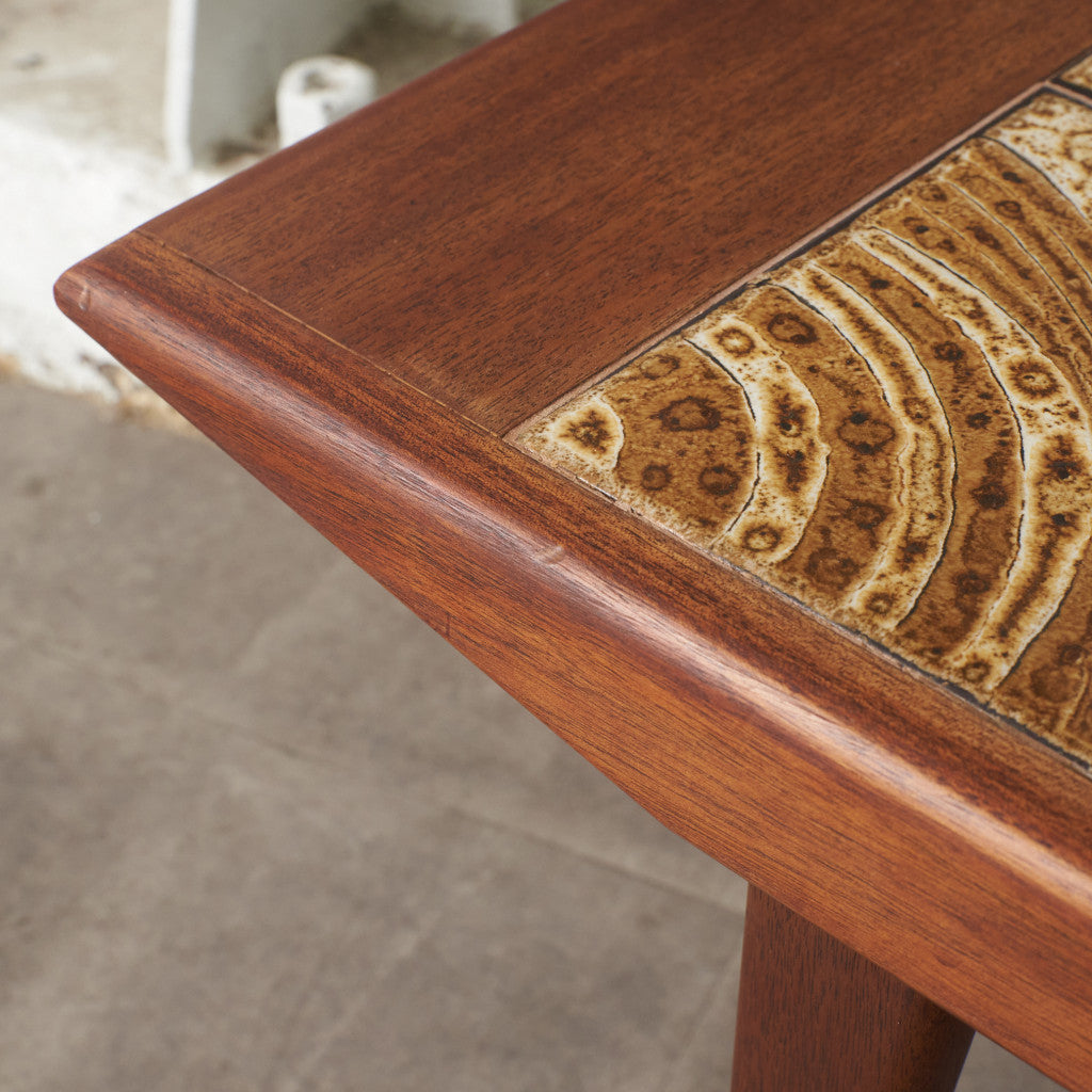 ヴィンテージ タイルトップ コーヒーテーブル