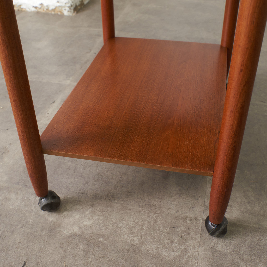 英国ヴィンテージ ターンリーフ ティートロリー