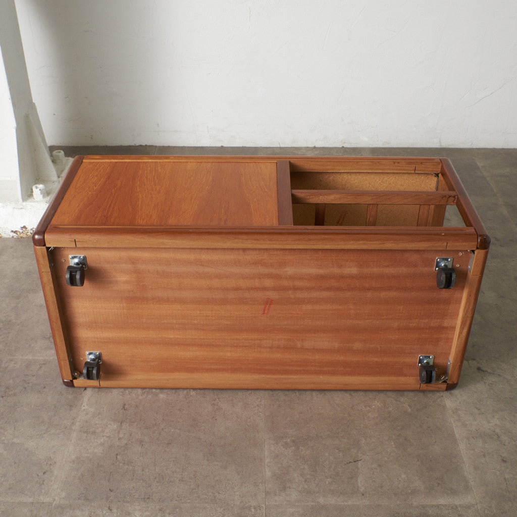 デンマークヴィンテージ タイルトップ コーヒーテーブル