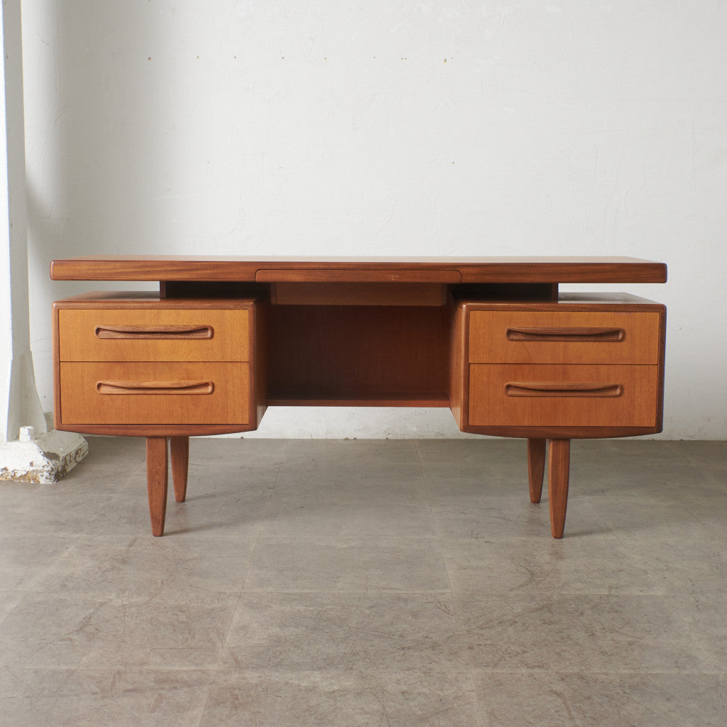 New Fresco ヴィンテージ デスク