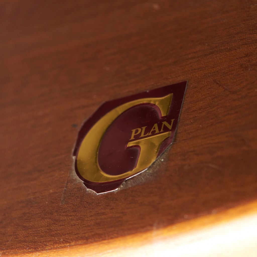 Fresco コーナーキャビネット