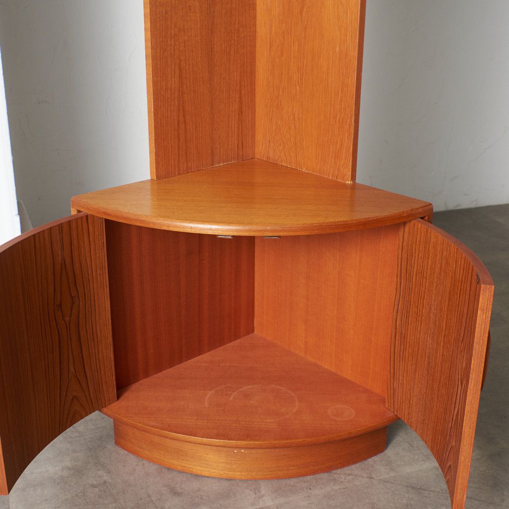 Fresco コーナーキャビネット