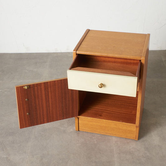 Brandon ベッドサイドキャビネット (B870)