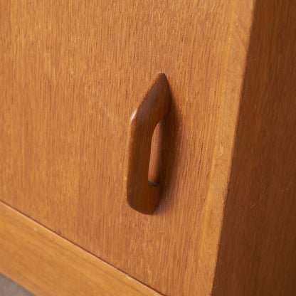 Brandon ベッドサイドキャビネット (B870)