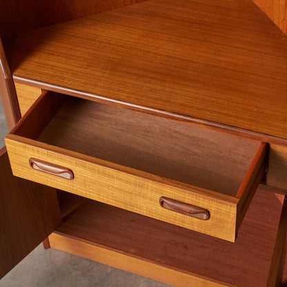 Fresco コーナーキャビネット