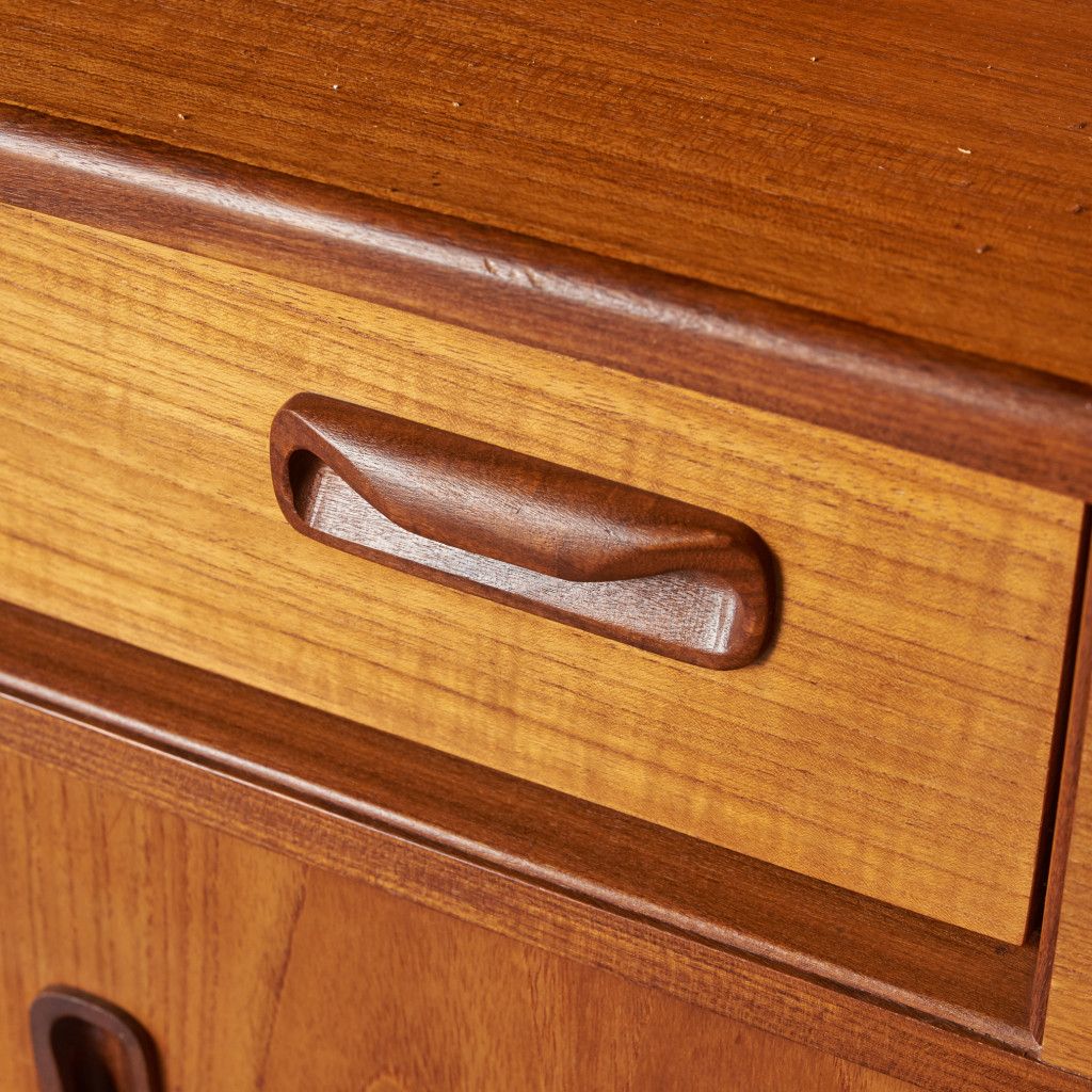 Fresco コーナーキャビネット