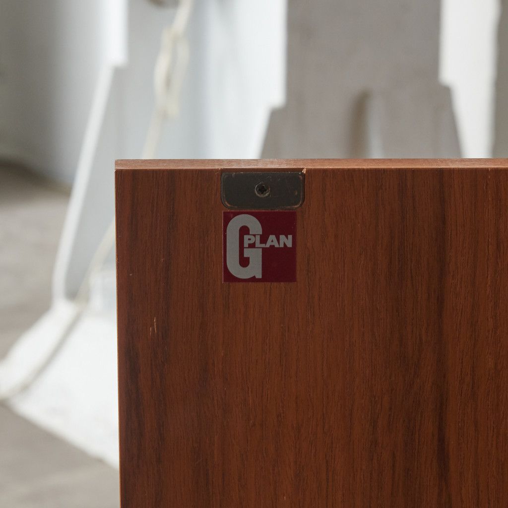 Fresco コーナーキャビネット