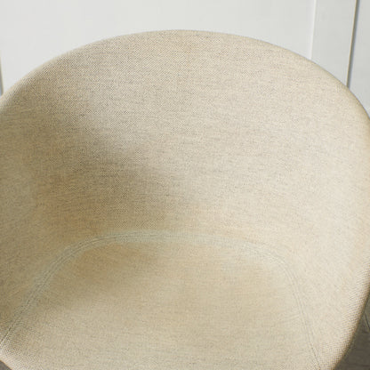 ABOUT A CHAIR アバウト ア チェア