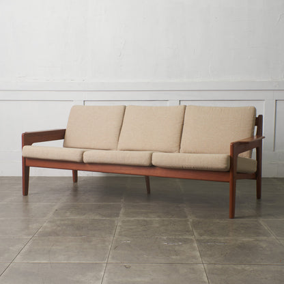 ヴィンテージ 3人掛けソファ