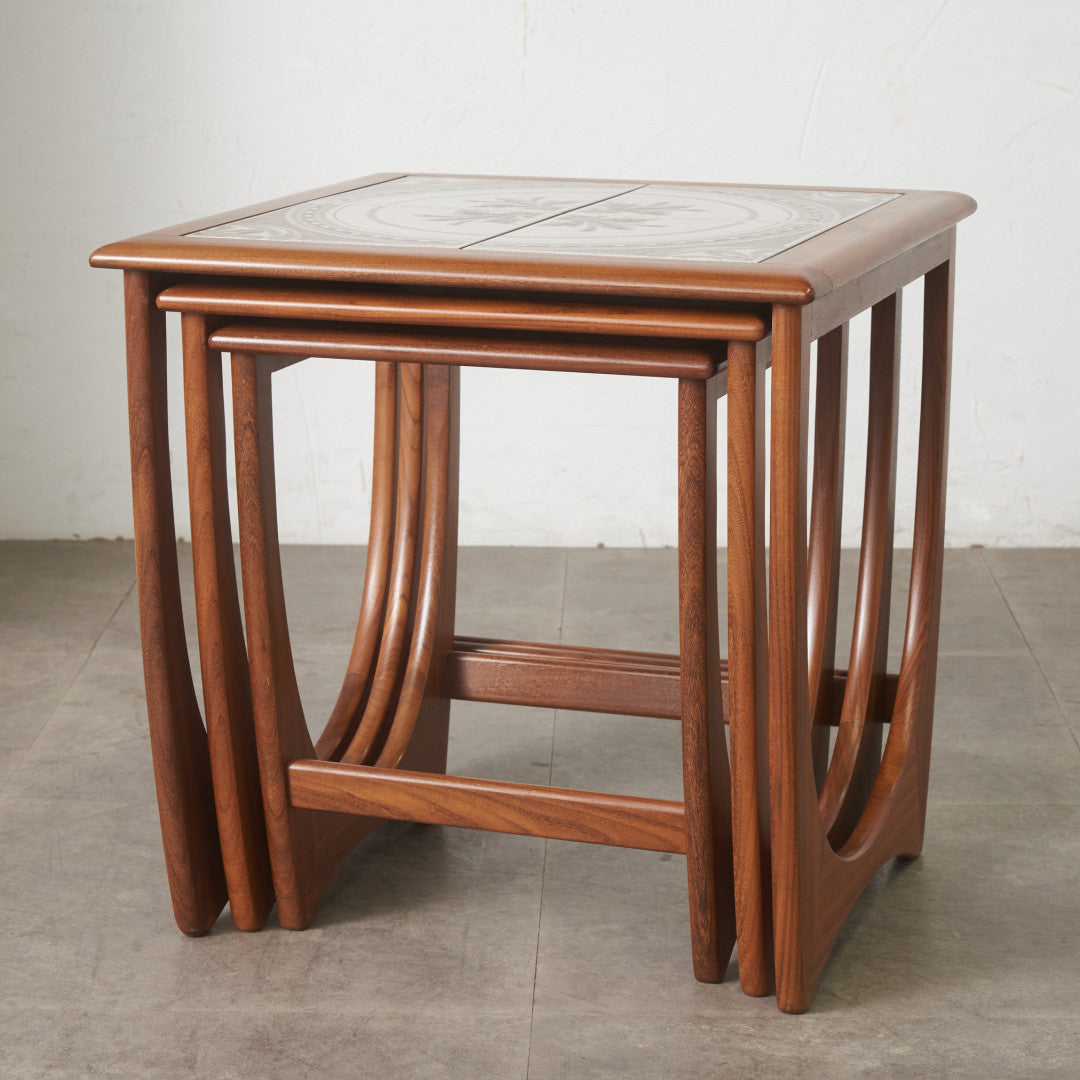 Astro セラミックタイルトップ ネストテーブル – rocca rocca