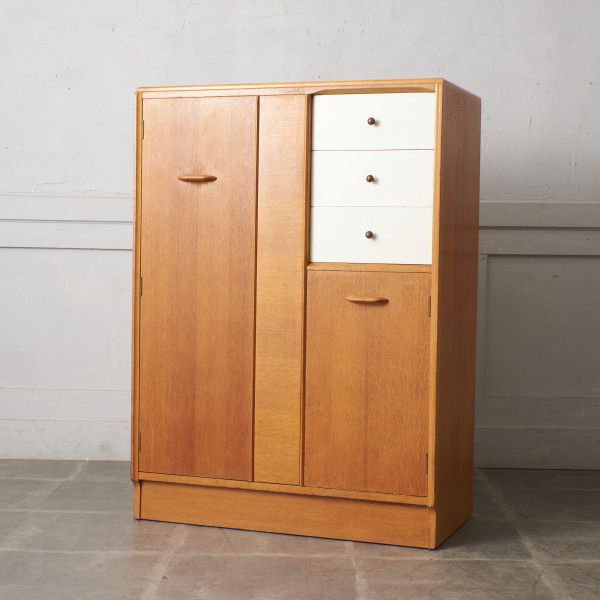 Chinese white トールボーイ ワードローブ