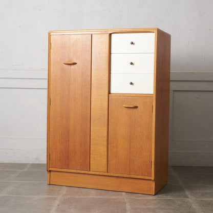 Chinese white トールボーイ ワードローブ