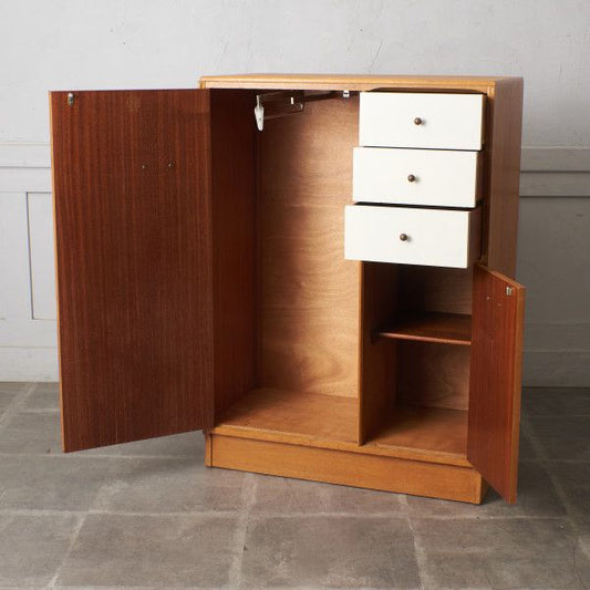 Chinese white トールボーイ ワードローブ