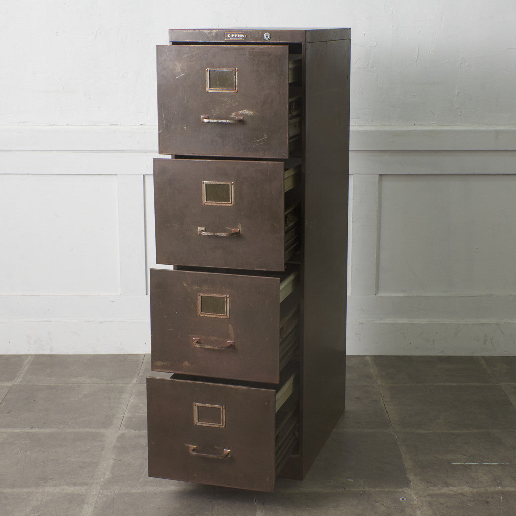 4段 メタルキャビネット