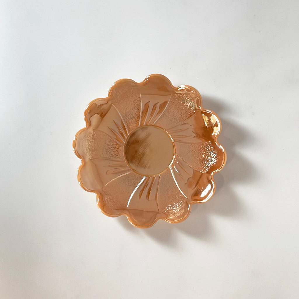 ピーチラスター ロータス ソーサー