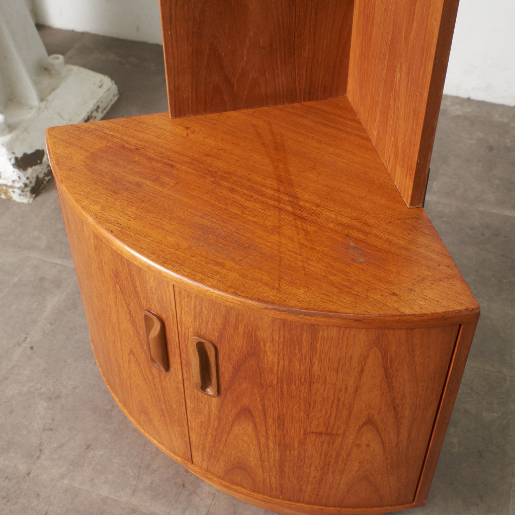 Fresco コーナーキャビネット