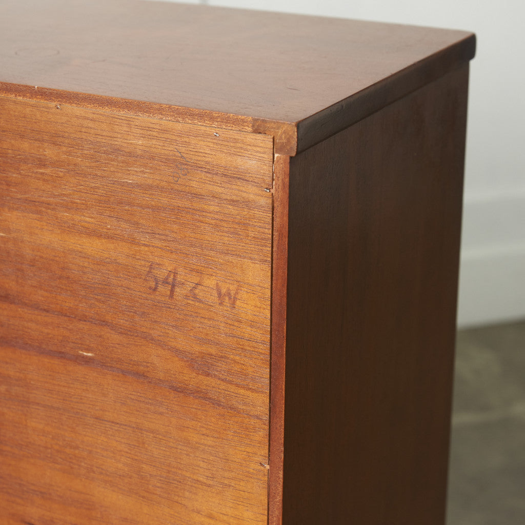 ヴィンテージ ナローガラスキャビネット