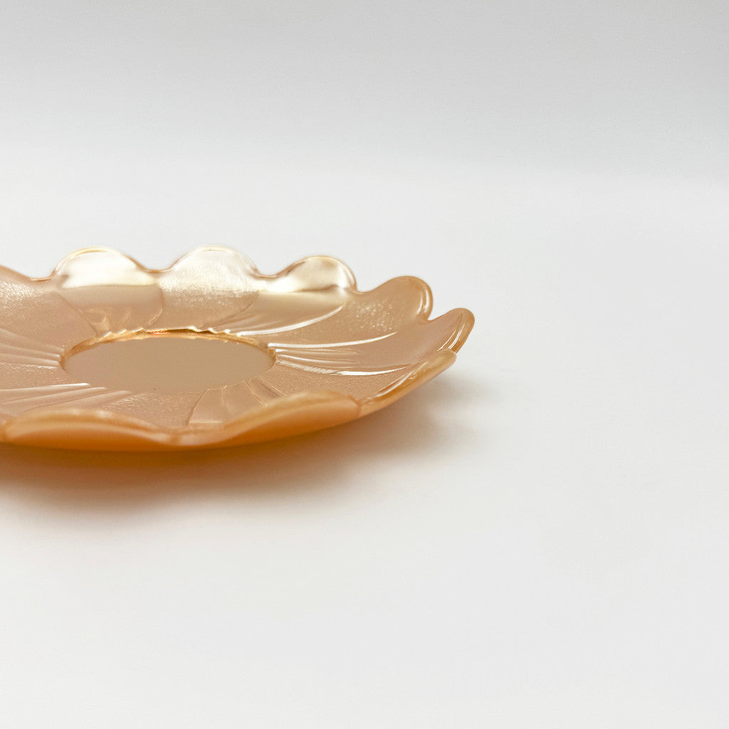 ピーチラスター ロータス ソーサー