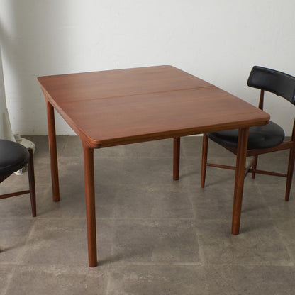 エクステンション レクタングル ダイニングテーブル