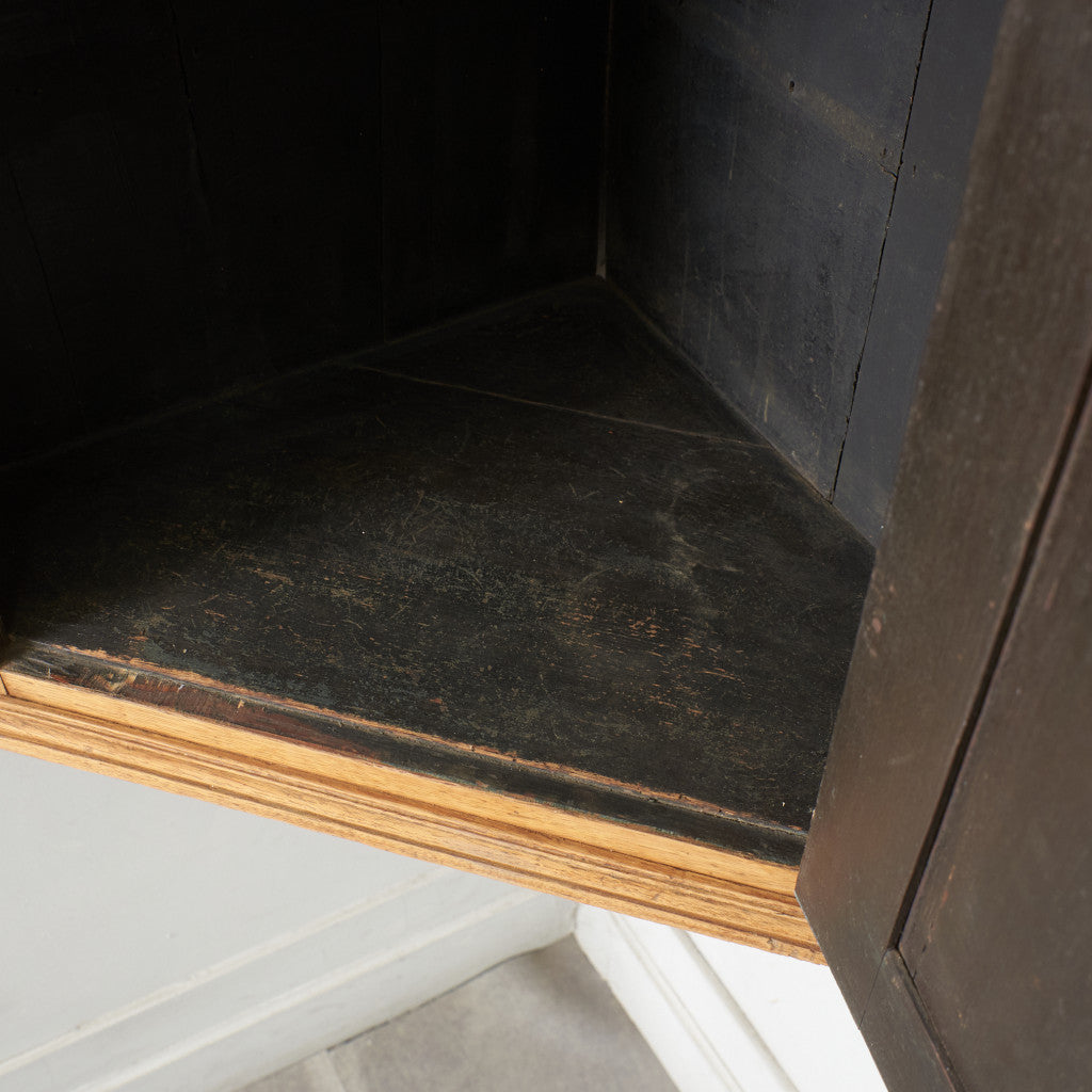 ストリップド加工 スモールコーナーキャビネット