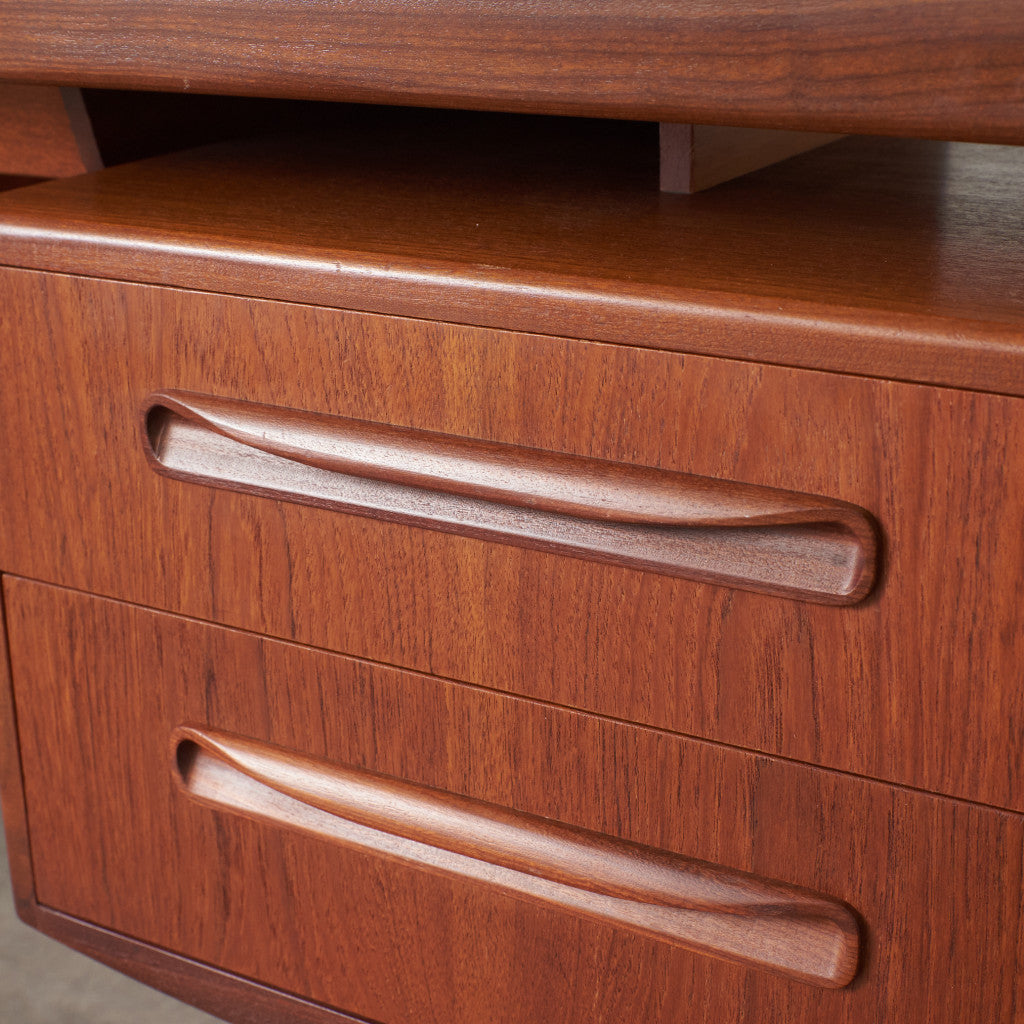 New Fresco ヴィンテージ デスク｜ジープラン G-PLAN｜ビクター