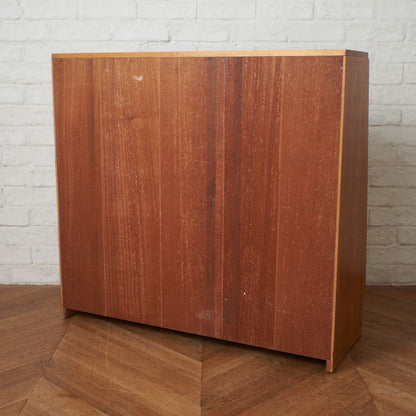 Brandon ガラスキャビネット