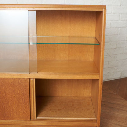 Brandon ガラスキャビネット