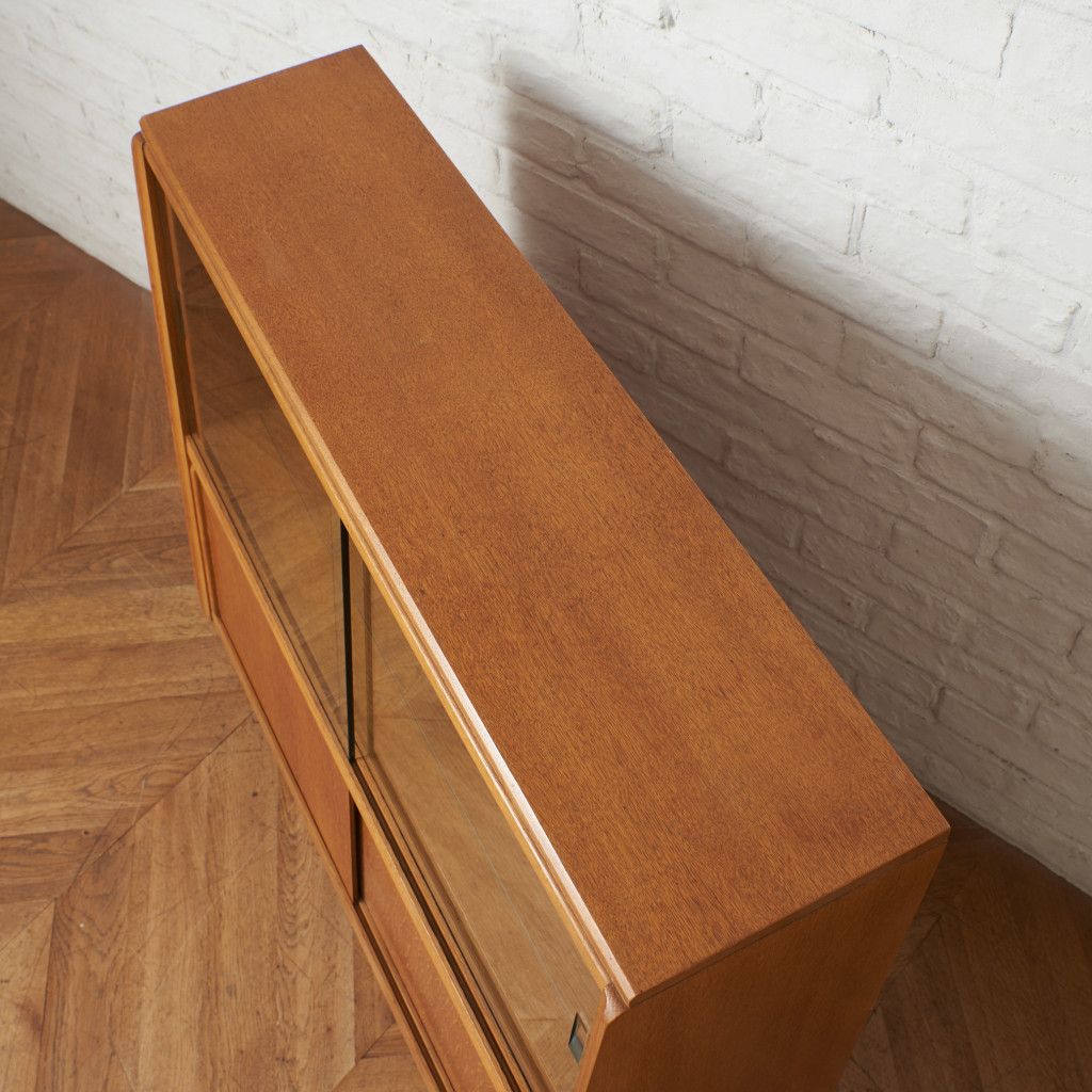 Brandon ガラスキャビネット