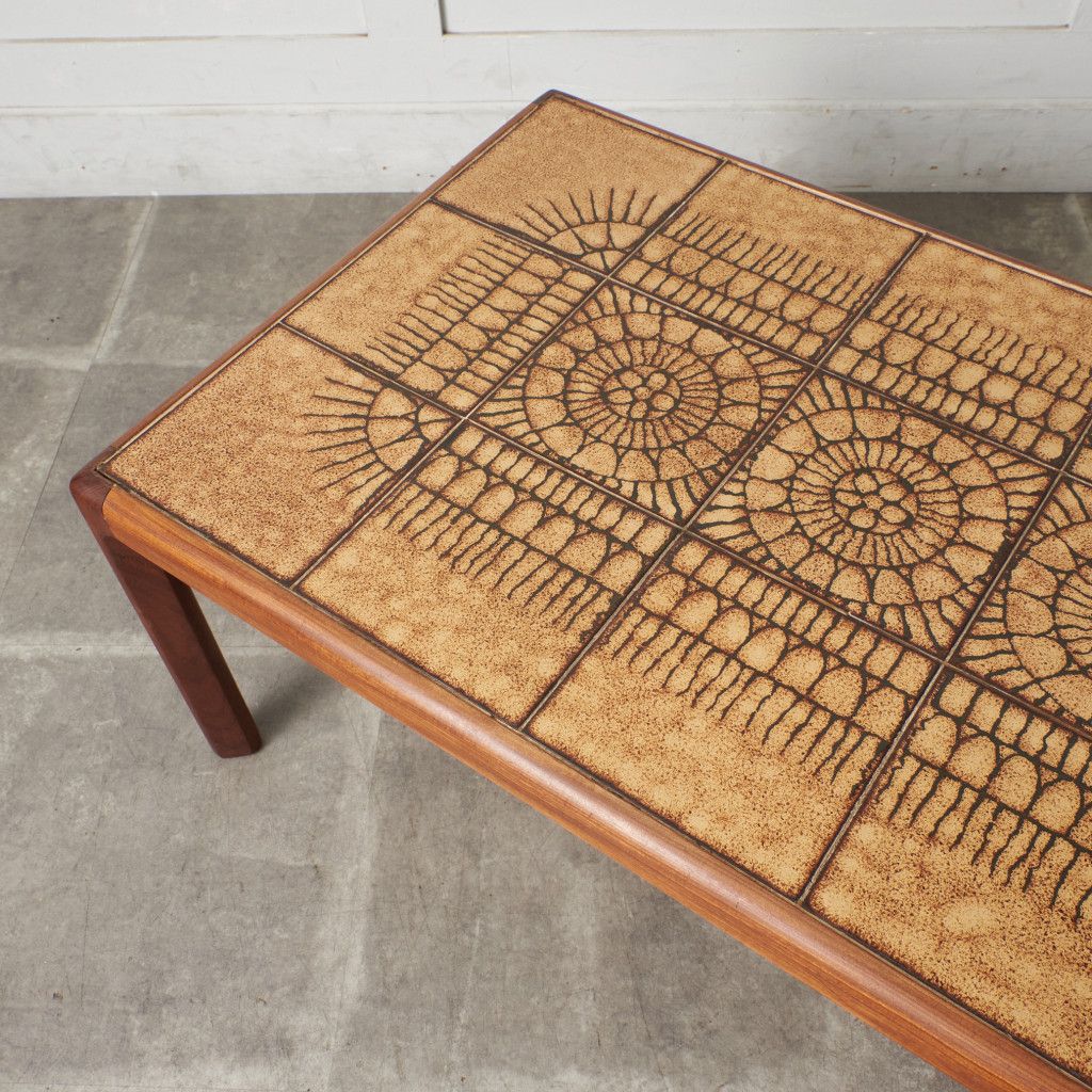 タイルトップ スーパーオケージョナルテーブル (3583D)｜ジープラン G-PLAN