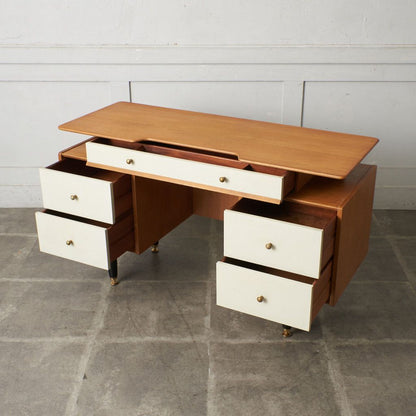 Chinese white ドレッシングデスク