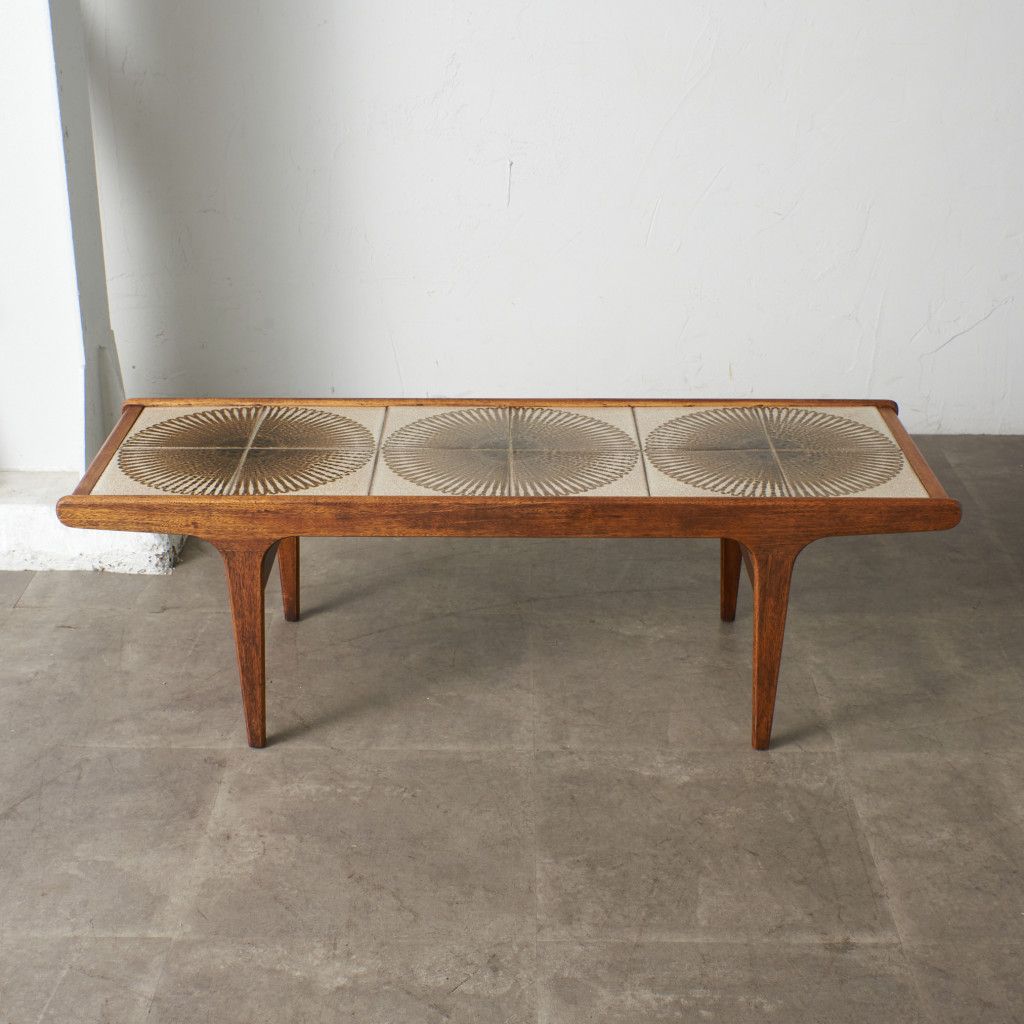 タイルトップ コーヒーテーブル｜ジープラン G-PLAN