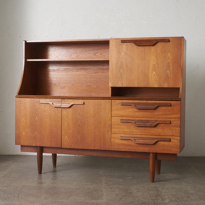 イギリス ヴィンテージ ハイサイドボード