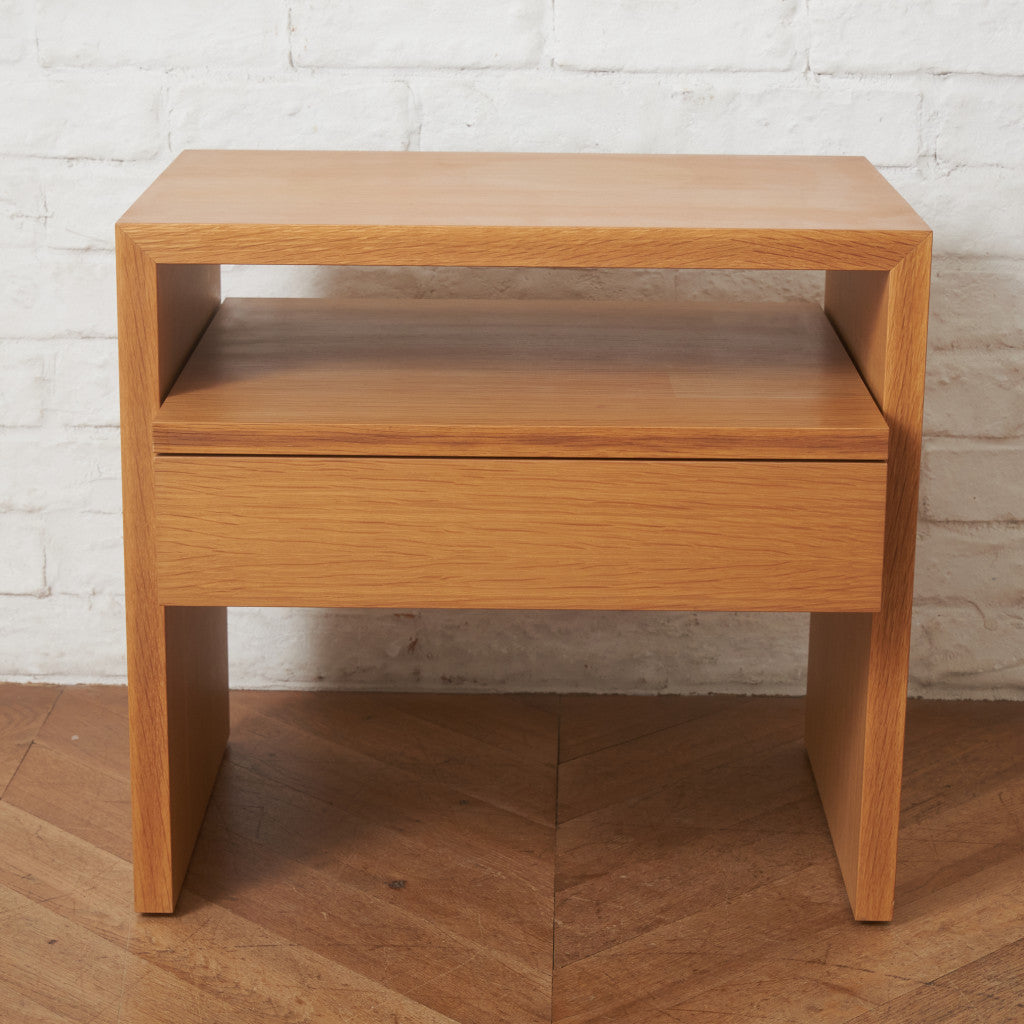 NOTTE ベッドサイドテーブル ドロワー付