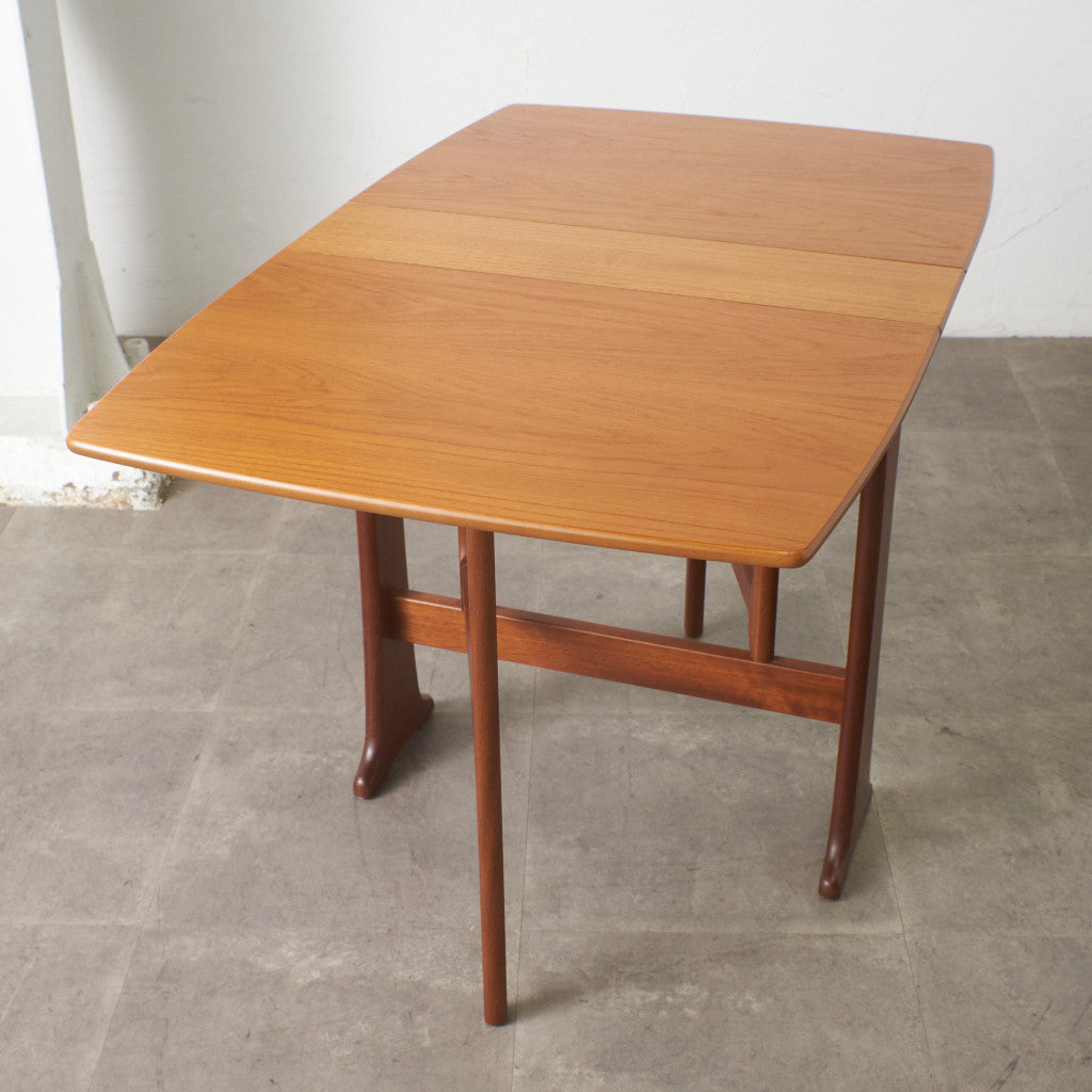 ドロップリーフ ゲートレッグテーブル