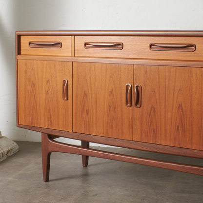 Fresco 脚付きサイドボード (4072)