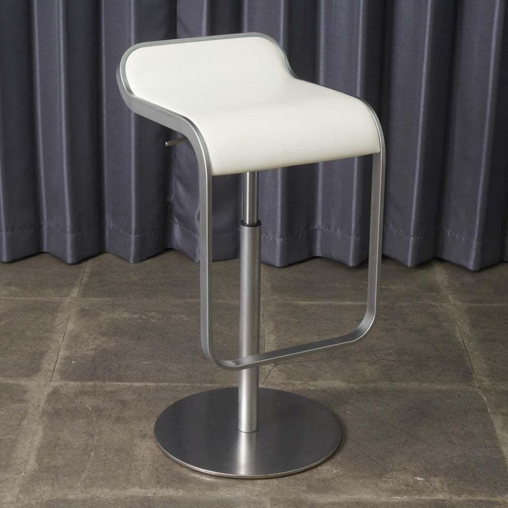 LEM 本革張りスツール