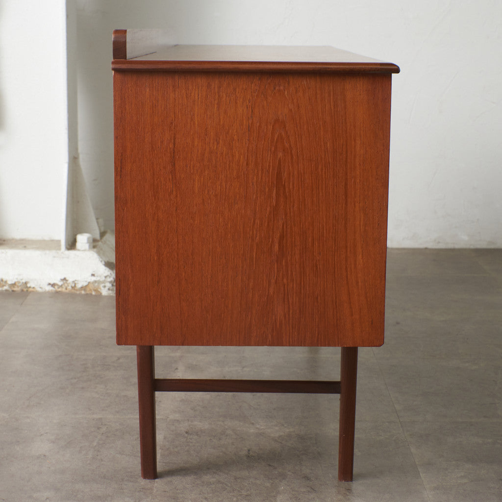 ヴィンテージ サイドボード