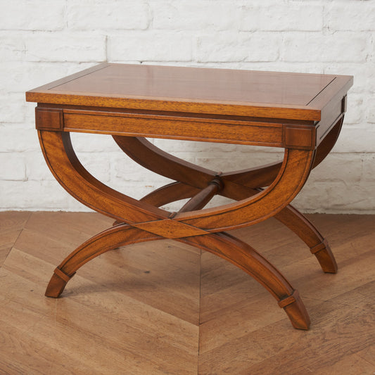 TRIUNE サイドテーブル