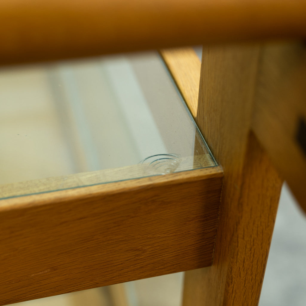 キャスター付きショーケース