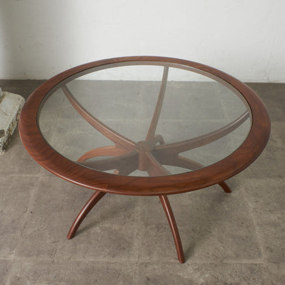 スパイダーコーヒーテーブル