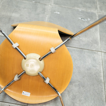 セブンチェア / フロントパディング