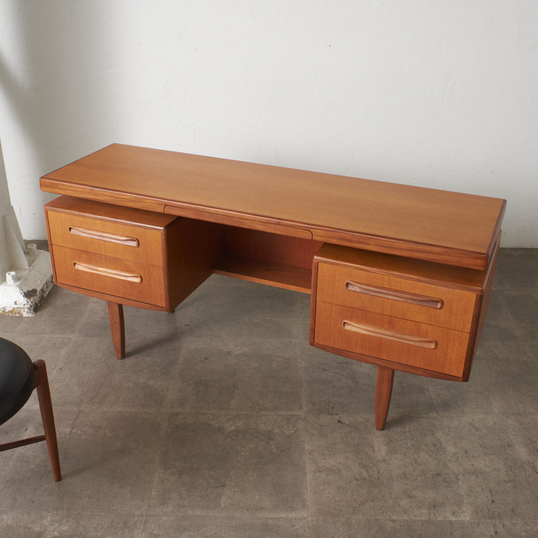 New Fresco ヴィンテージ デスク