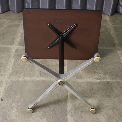 イームズ コントラクトベース テーブル