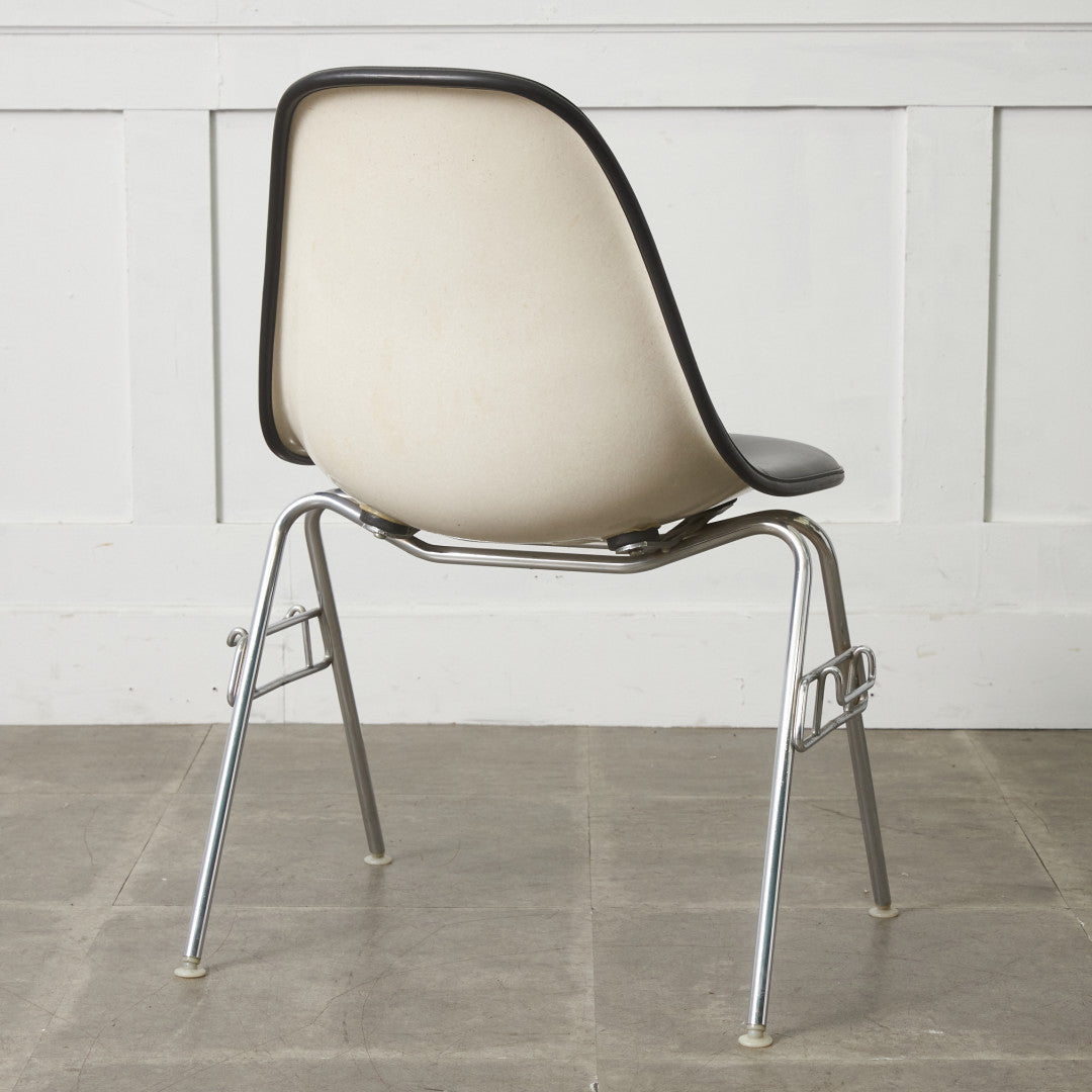 Herman Miller ハーマンミラー イームズ チェア スタッキングベース サイドシェルチェア スタッキングベース – rocca rocca