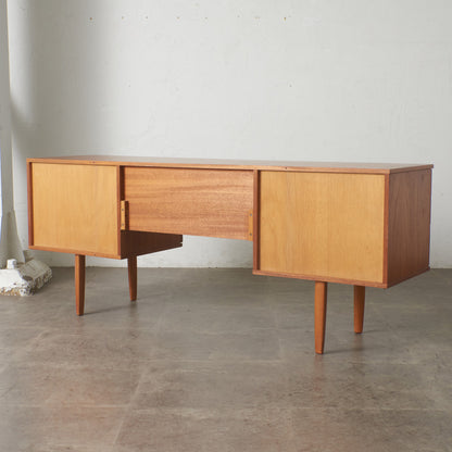 ヴィンテージ ドレッシングデスク / 両袖デスク