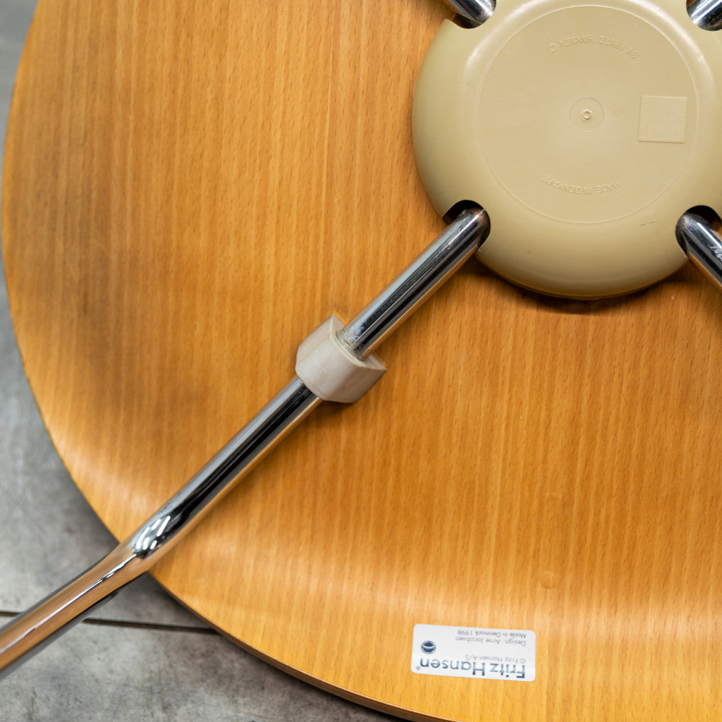 セブンチェア / フロントパディング