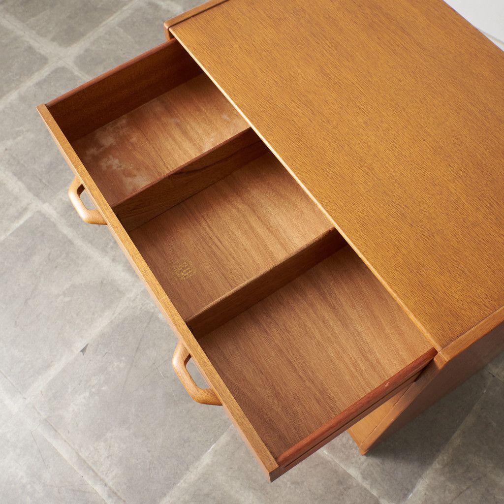 Brandon チェスト